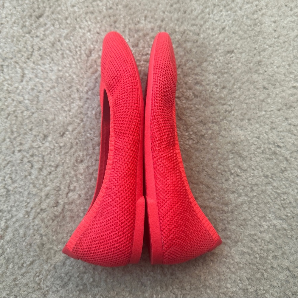 Allbirds Women's Red Flats - Picture 5 of 10